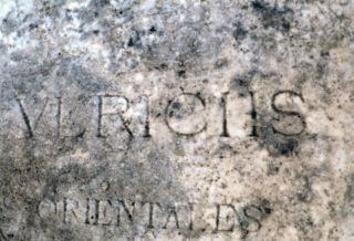 Karl Heinrich Ulrichs' Grabplatte, Schriftzug