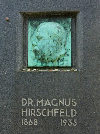 Grabstein, Magnus Hirschfeld